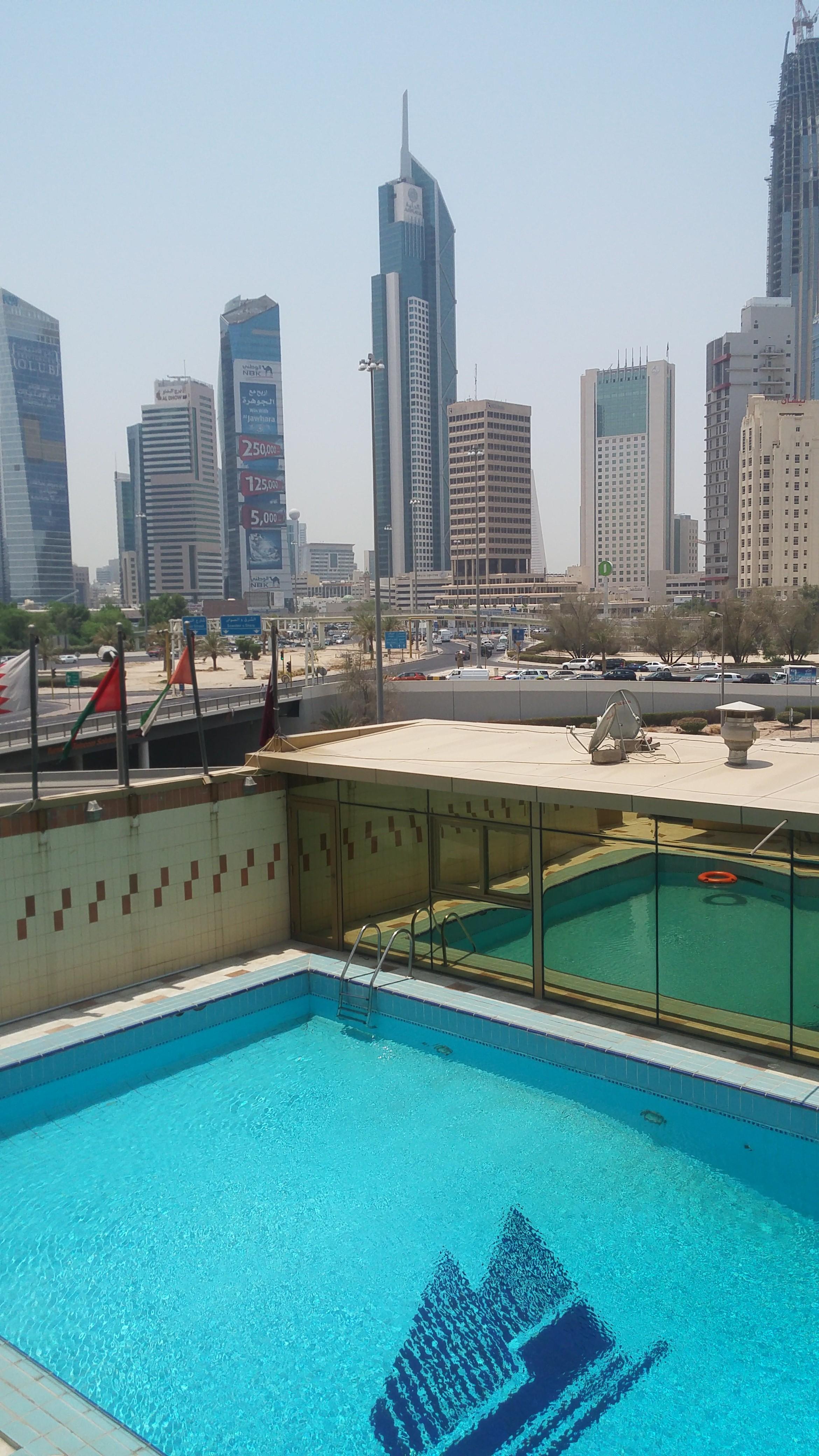 Kuwait Continental Hotel Kuwait City Exterior foto
