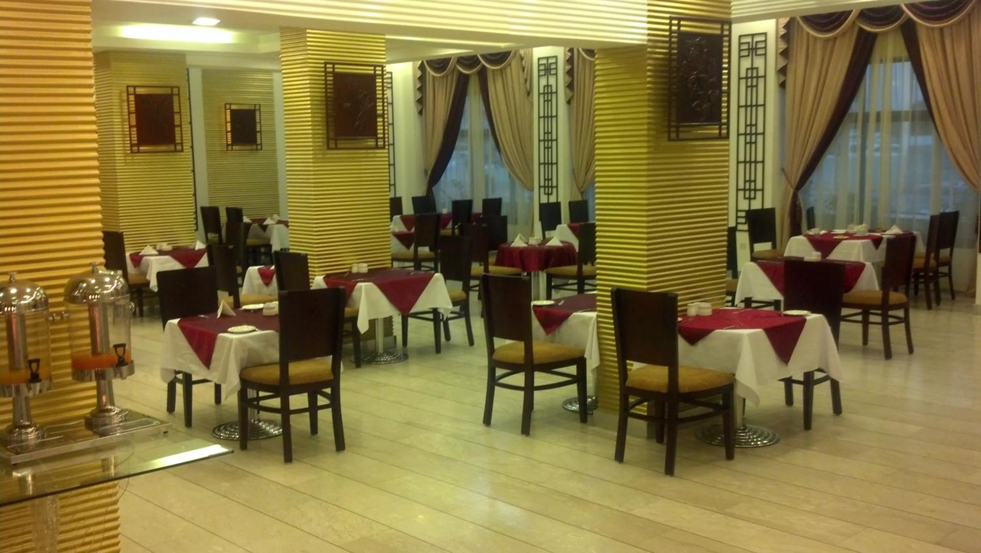Kuwait Continental Hotel Kuwait City Exterior foto