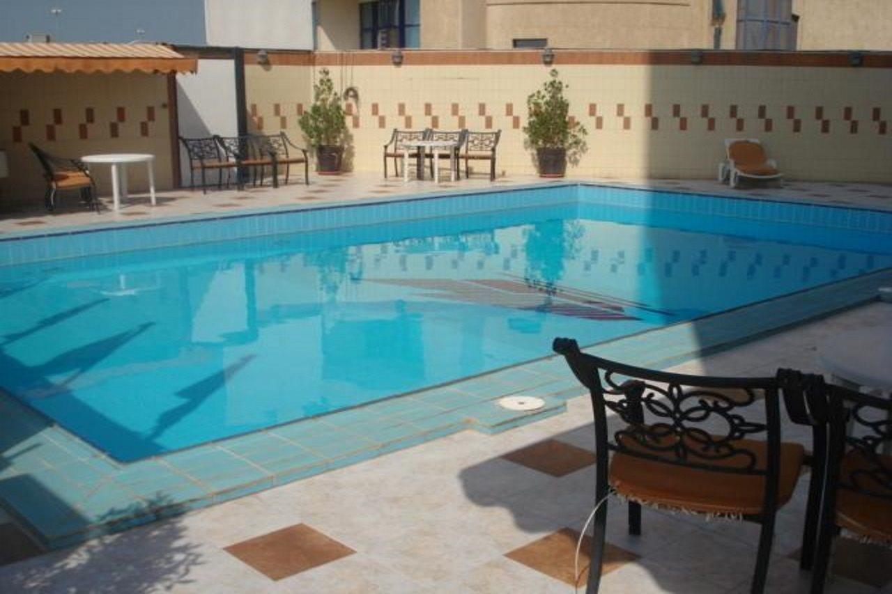 Kuwait Continental Hotel Kuwait City Exterior foto